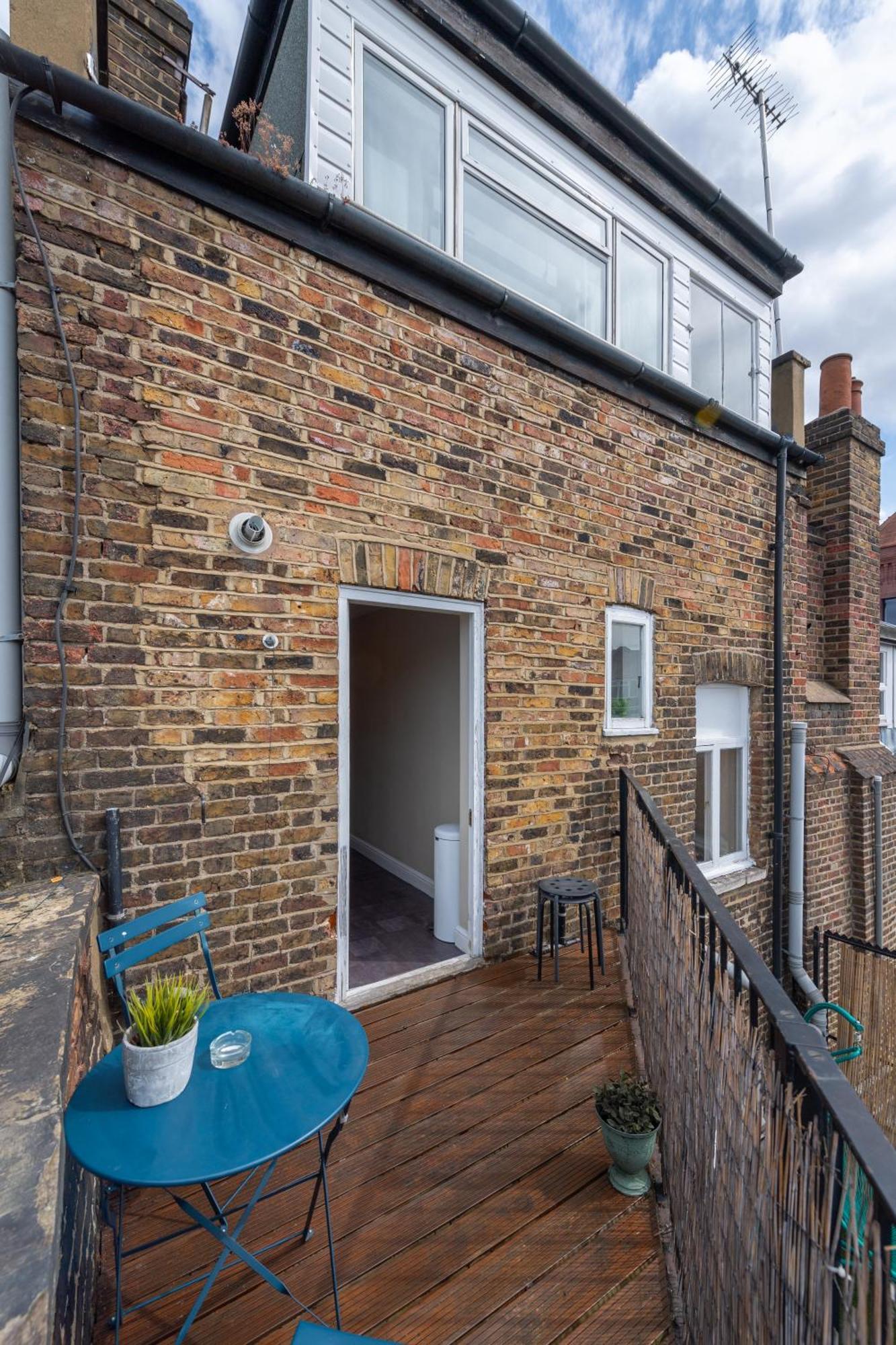 Modernised Apartments 1 And 2 Bedrooms Option Terrace And Balcony High Street London Exterior foto