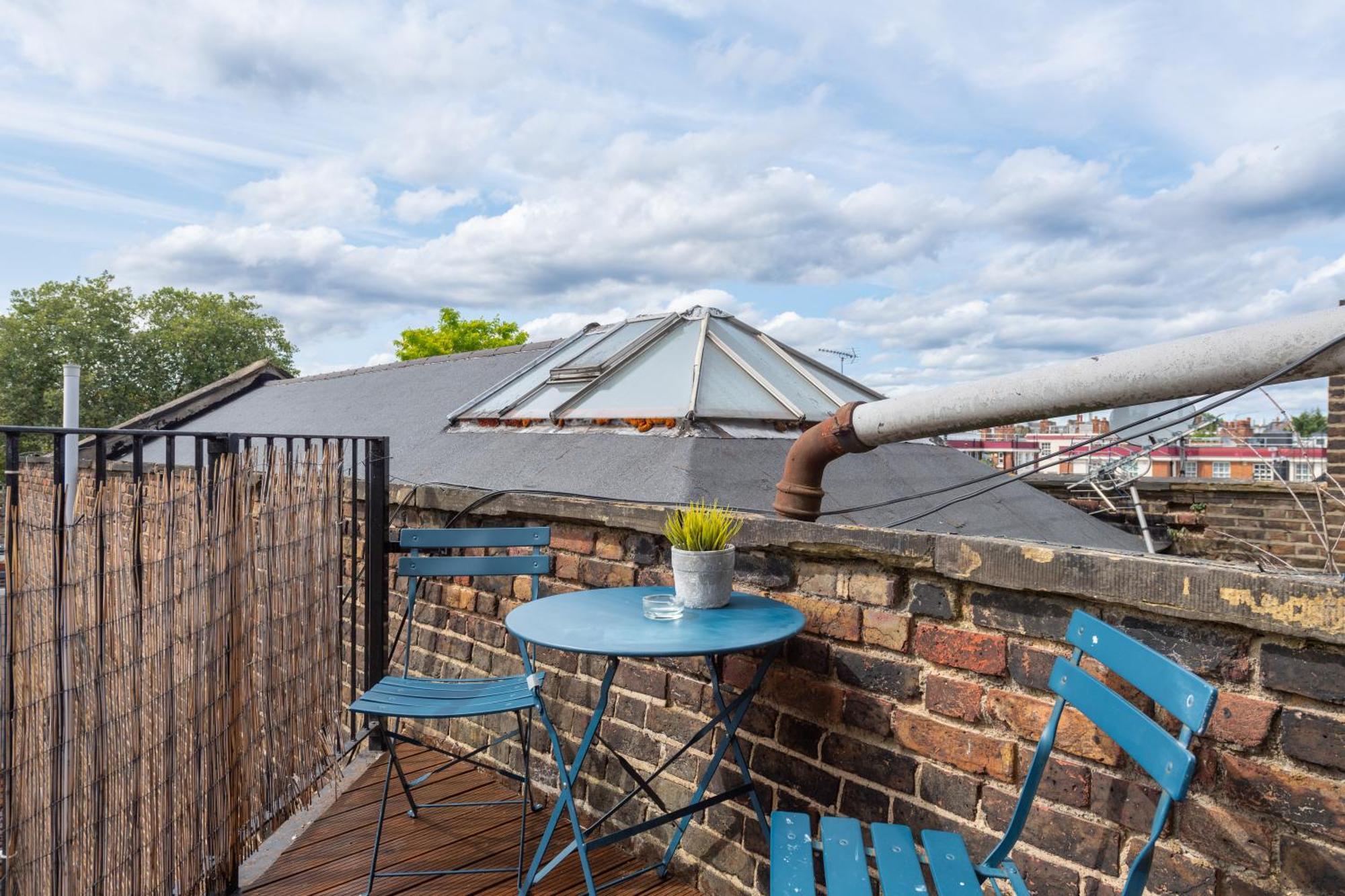 Modernised Apartments 1 And 2 Bedrooms Option Terrace And Balcony High Street London Exterior foto
